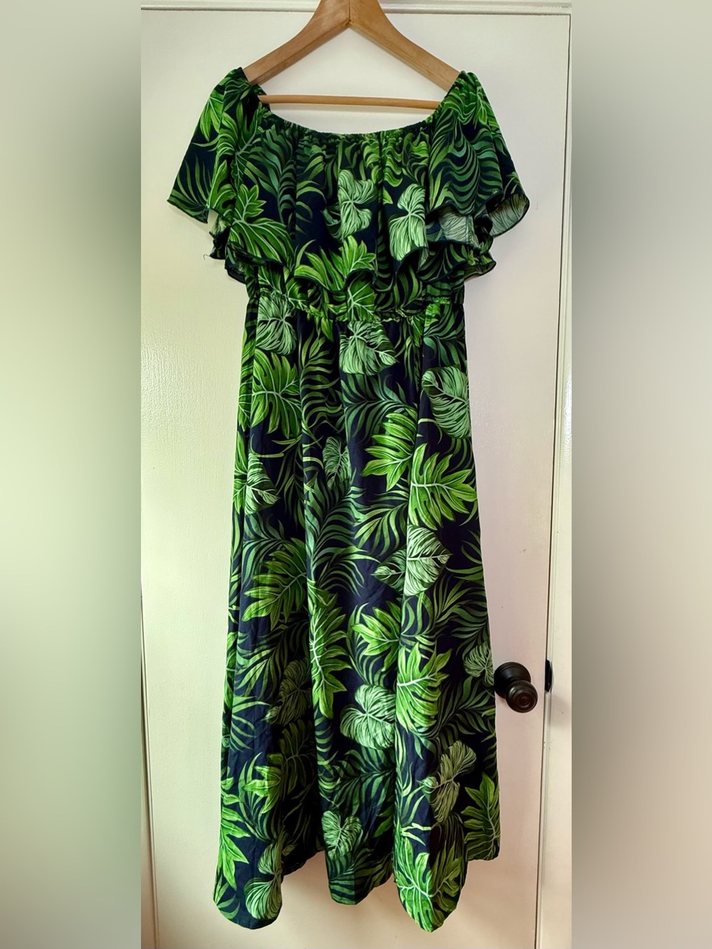 Cupshe Margot Tropical Palm Green Maxi Dress Resortwear Vacation Flirty Coquette - Picture 4 of 12